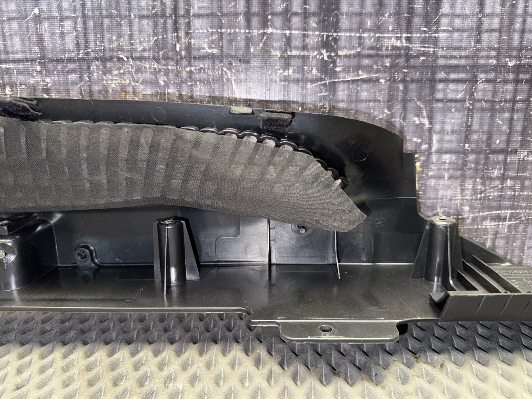 Пластик багажника, 240 рублей, Красноярск