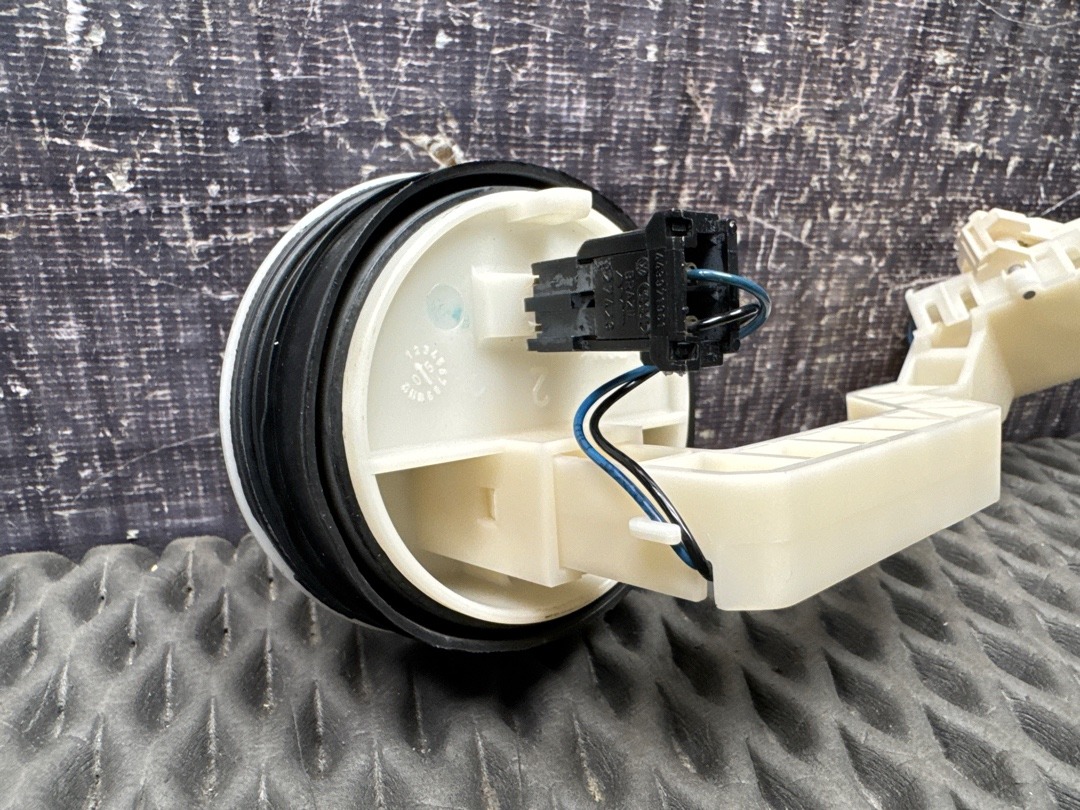 Датчик уровня топлива, 1000 рублей, Красноярск