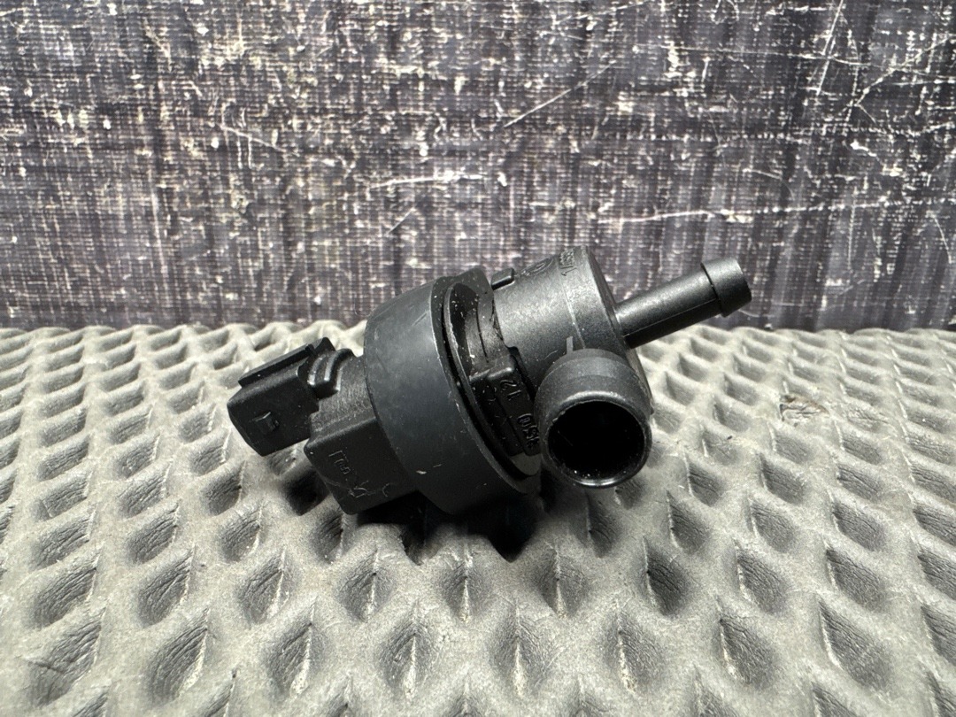 Клапан вентиляции топливного бака, 600 рублей, Красноярск