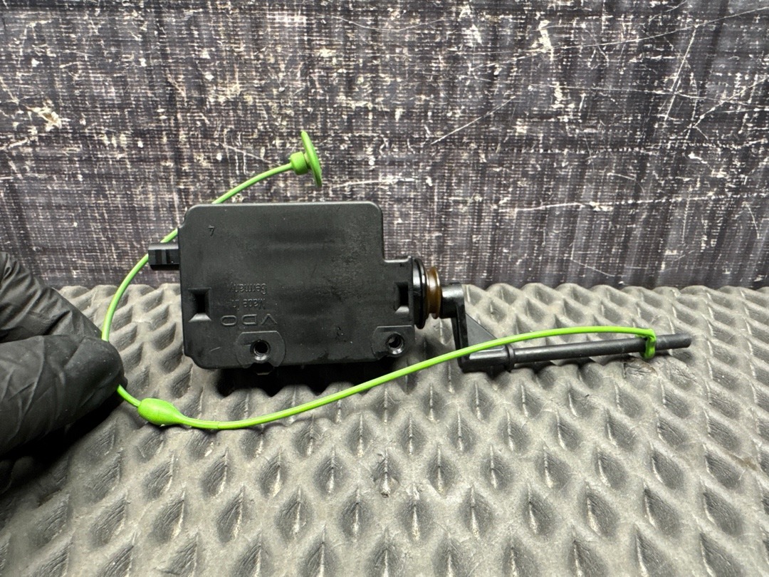 Замок лючка бензобака, 300 рублей, Красноярск