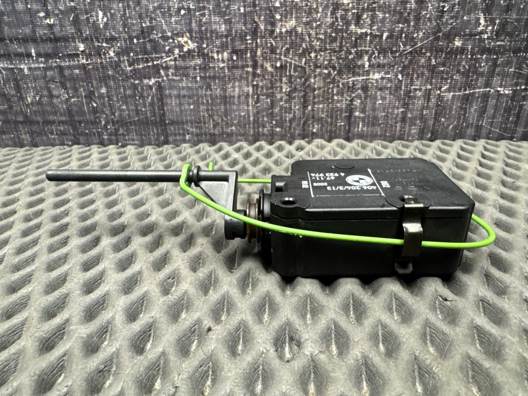 Замок лючка бензобака, 552 рублей, Красноярск