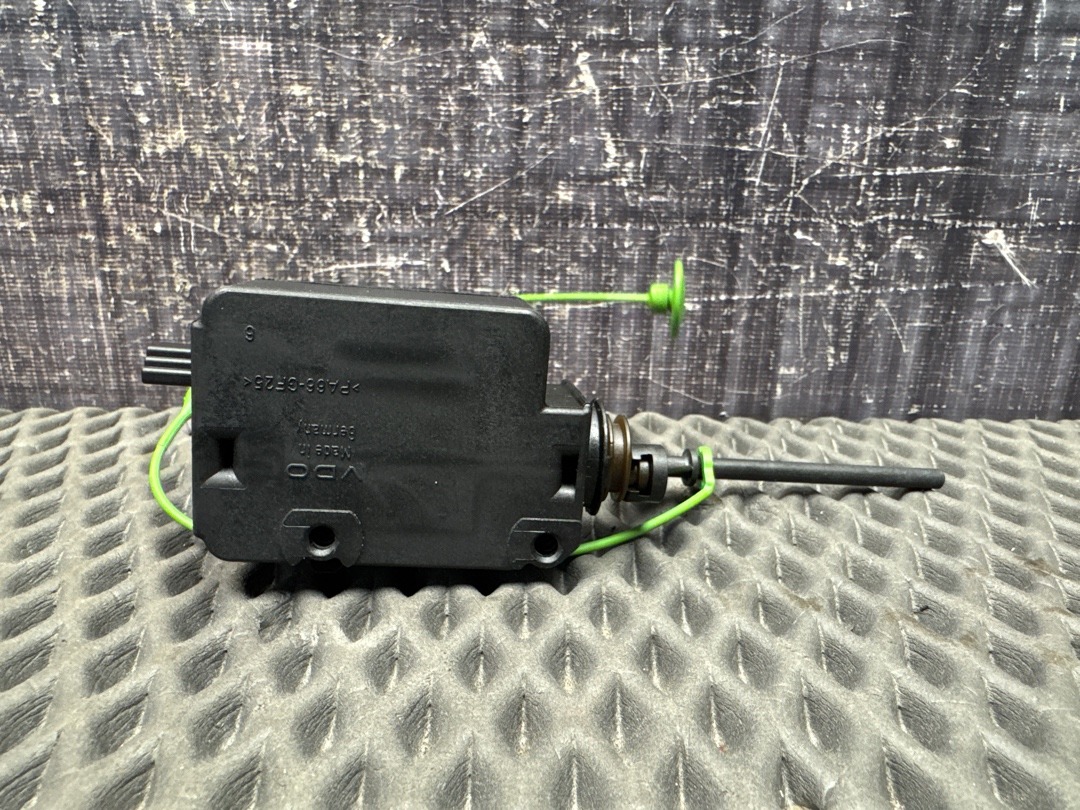 Замок лючка бензобака, 552 рублей, Красноярск