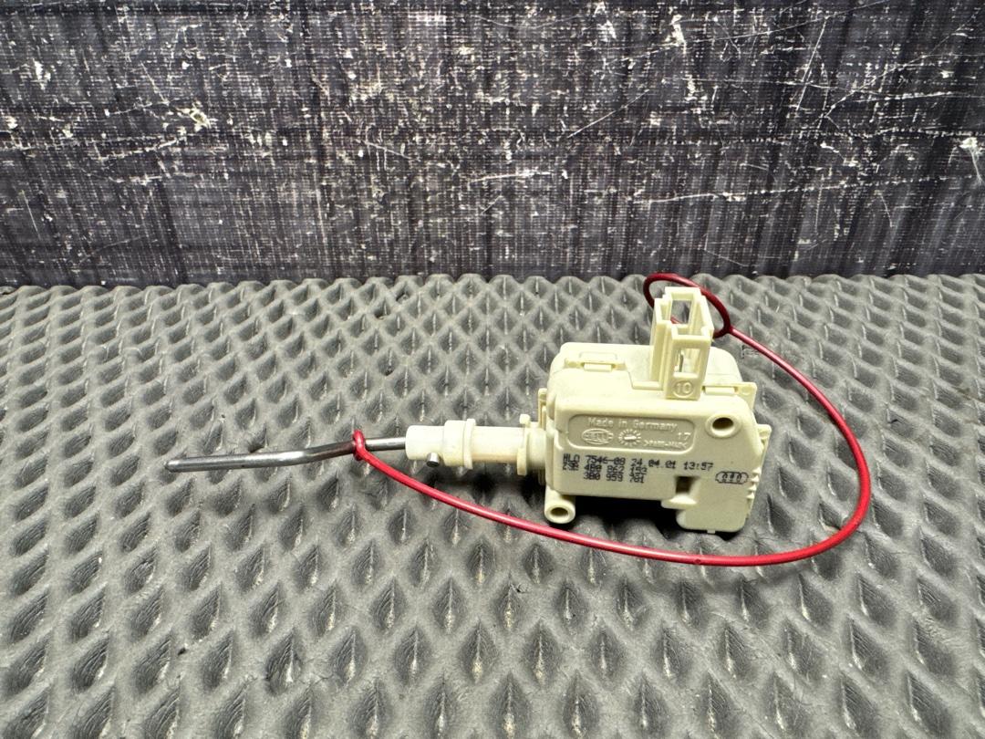 Замок лючка бензобака, 700 рублей, Красноярск