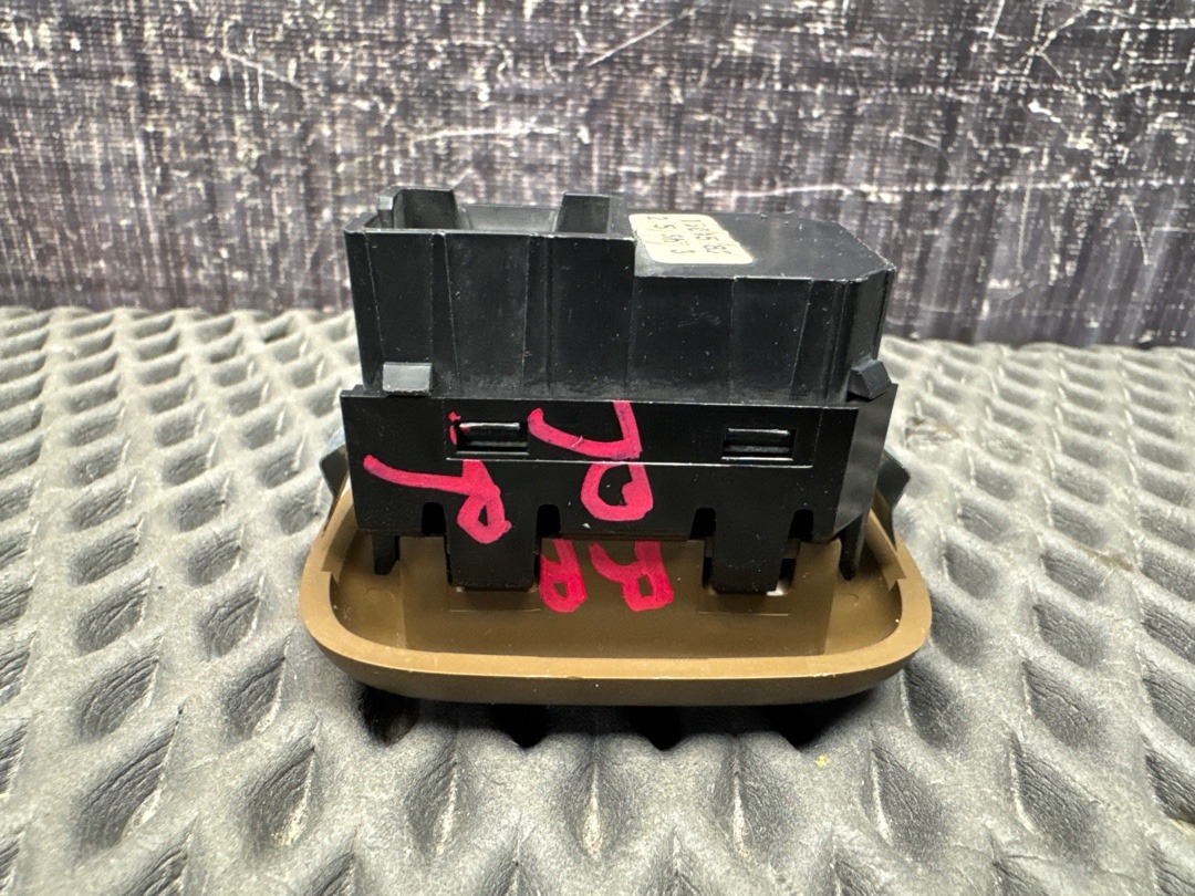 Кнопка стеклоподъемника, 350 рублей, Красноярск