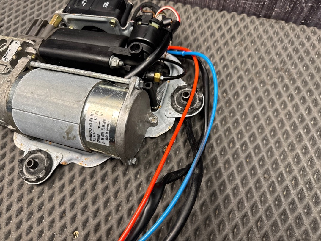 Компрессор подвески, 5100 рублей, Красноярск