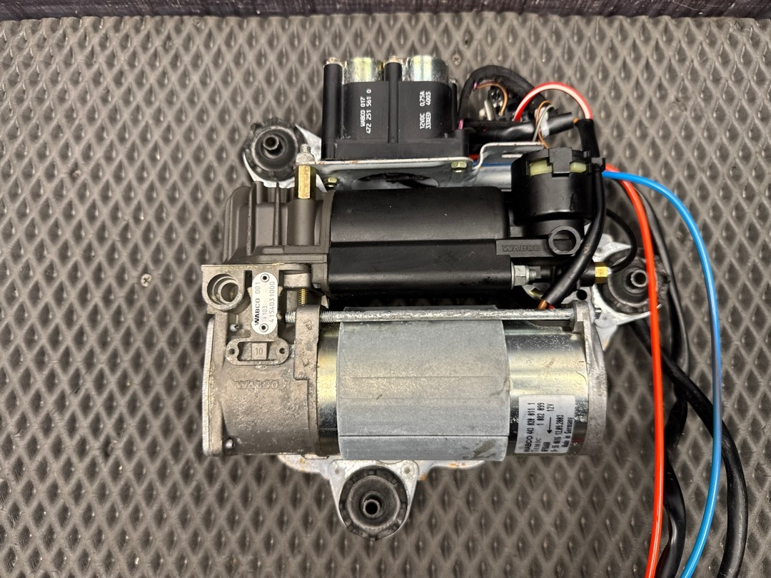 Компрессор подвески, 5100 рублей, Красноярск