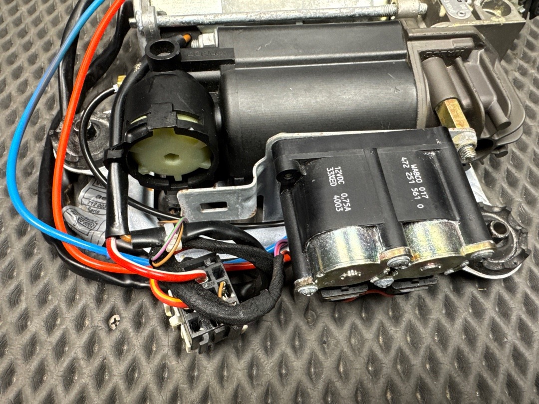 Компрессор подвески, 5100 рублей, Красноярск