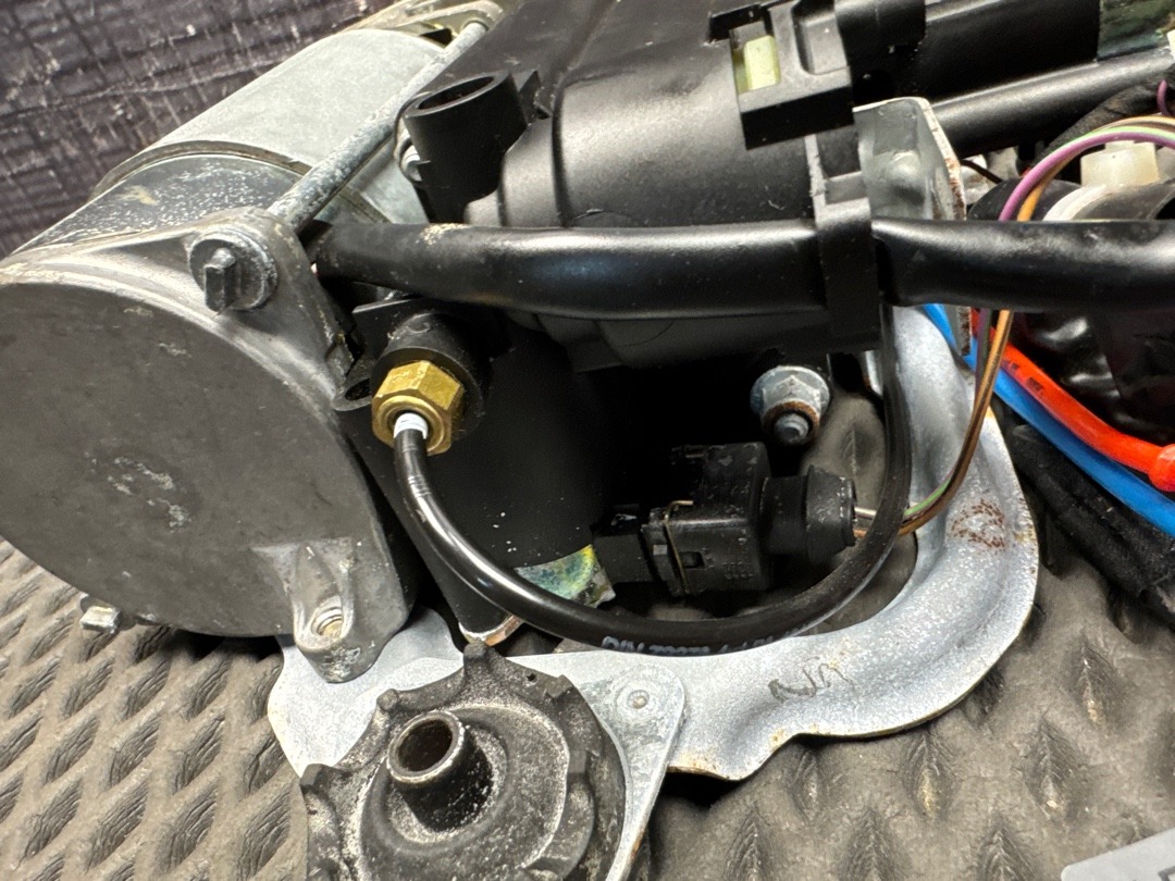 Компрессор подвески, 5100 рублей, Красноярск