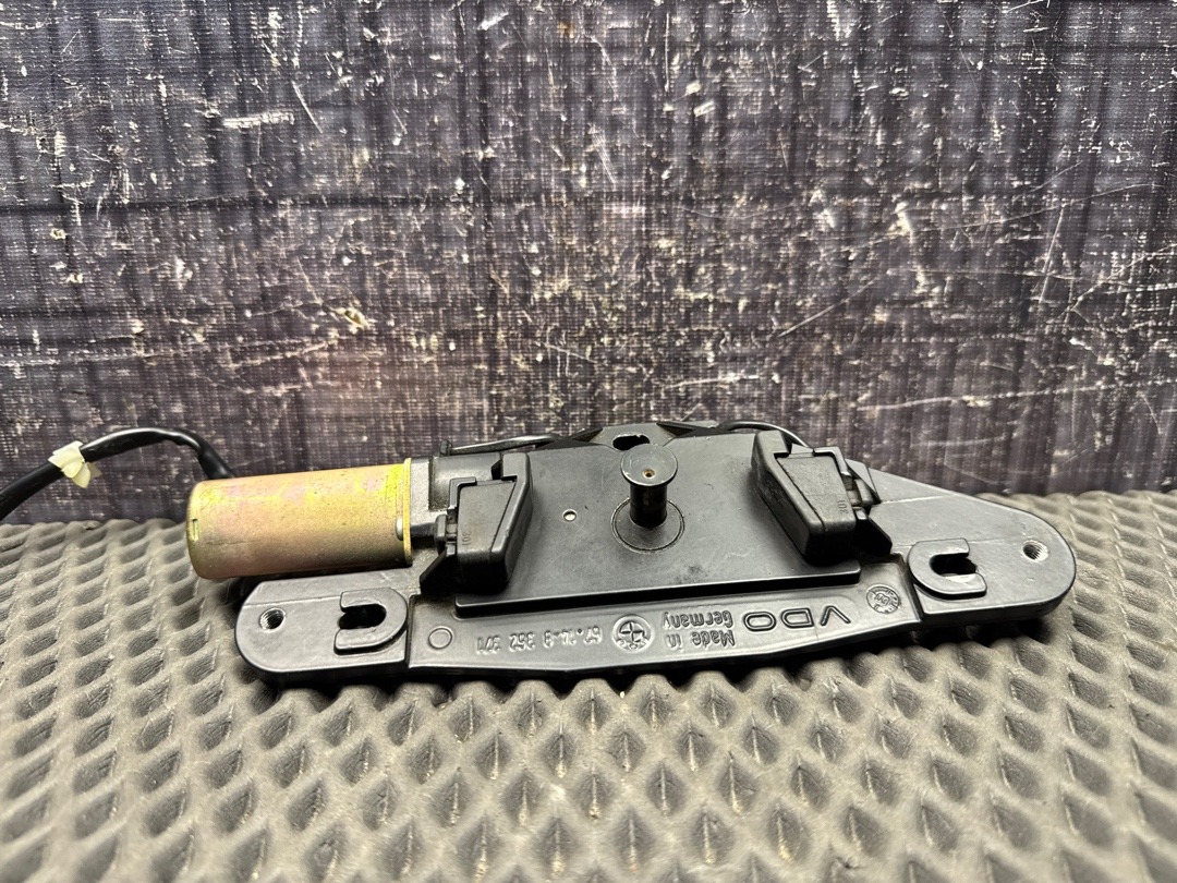 Замок багажника, 900 рублей, Красноярск