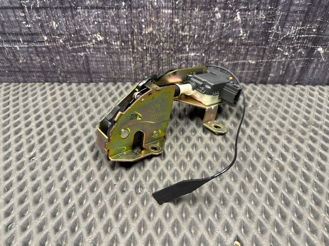 Замок багажника, 1500 рублей, Красноярск