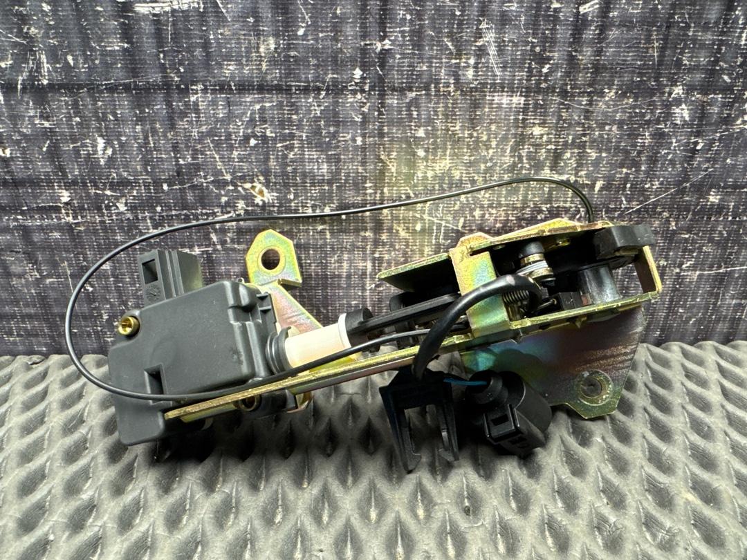 Замок багажника, 1500 рублей, Красноярск