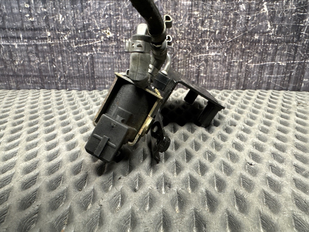 Клапан впускного коллектора, 1000 рублей, Красноярск