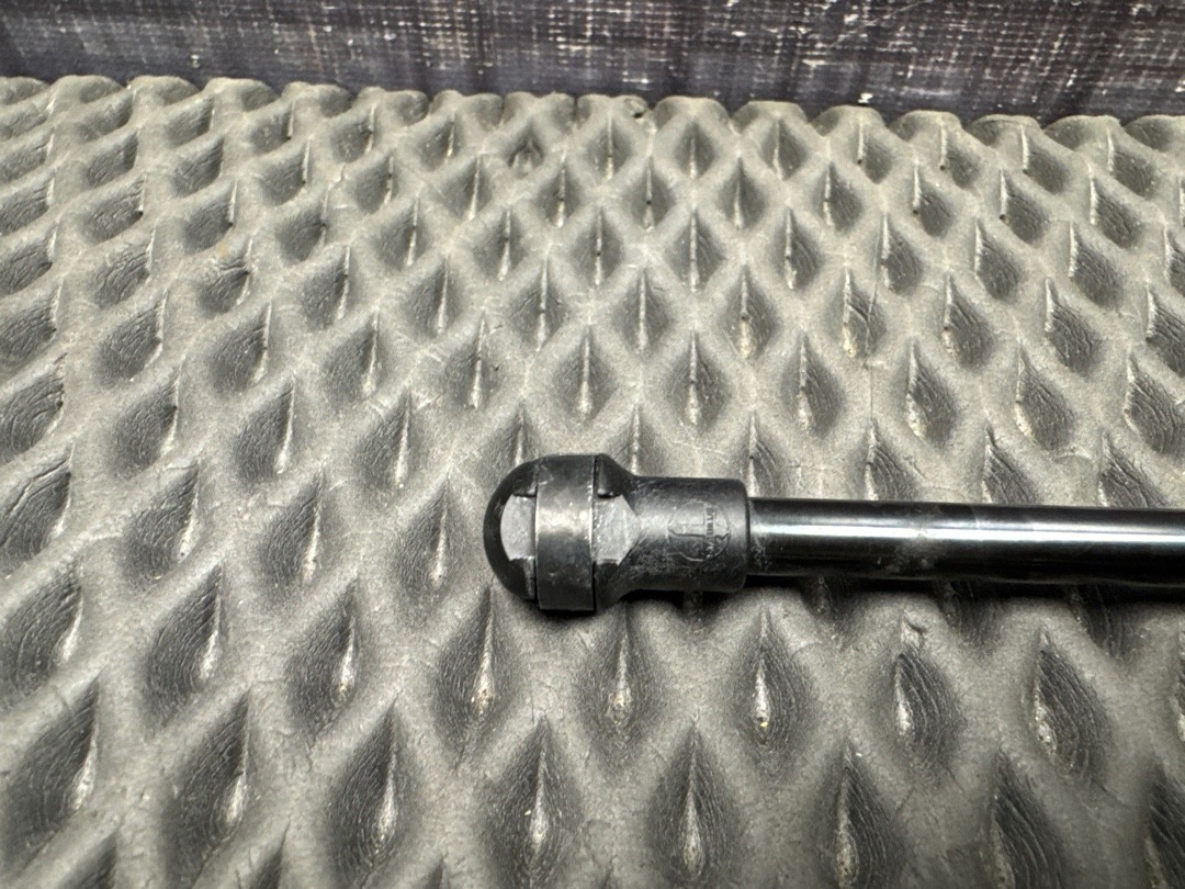 Амортизатор капота, 300 рублей, Красноярск