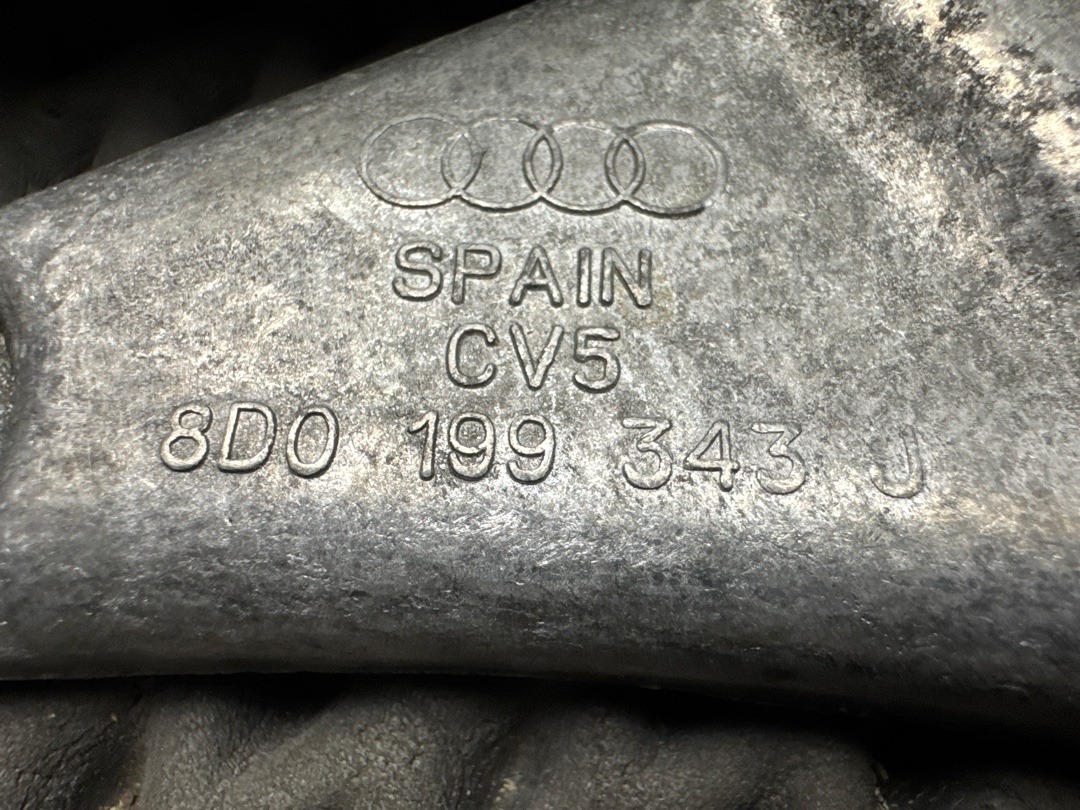 Кронштейн двигателя, 800 рублей, Красноярск