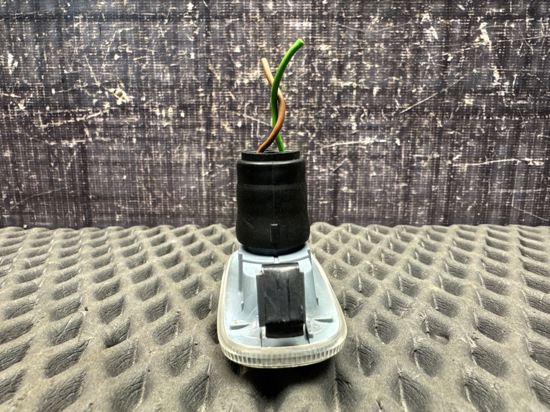 Повторитель в крыло, 500 рублей, Красноярск