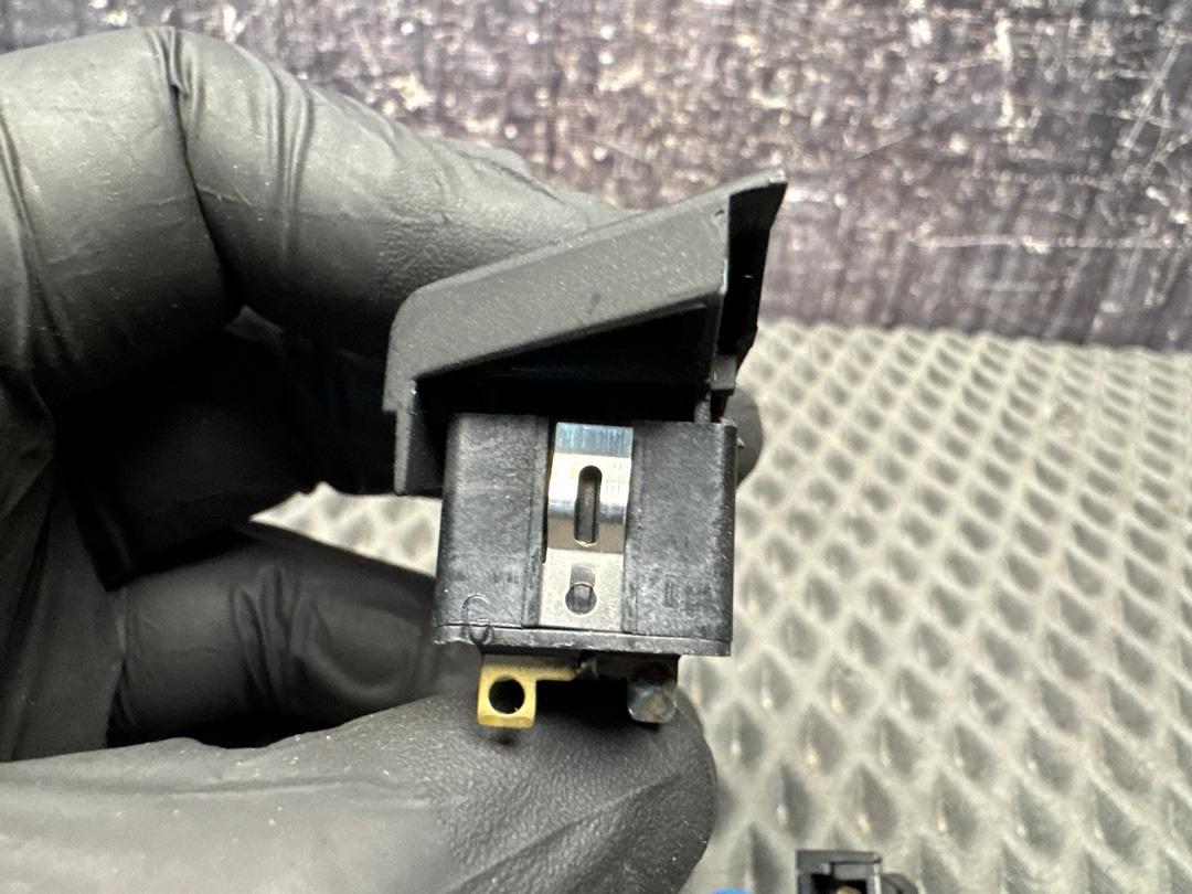 Кнопка центрального замка, 450 рублей, Красноярск