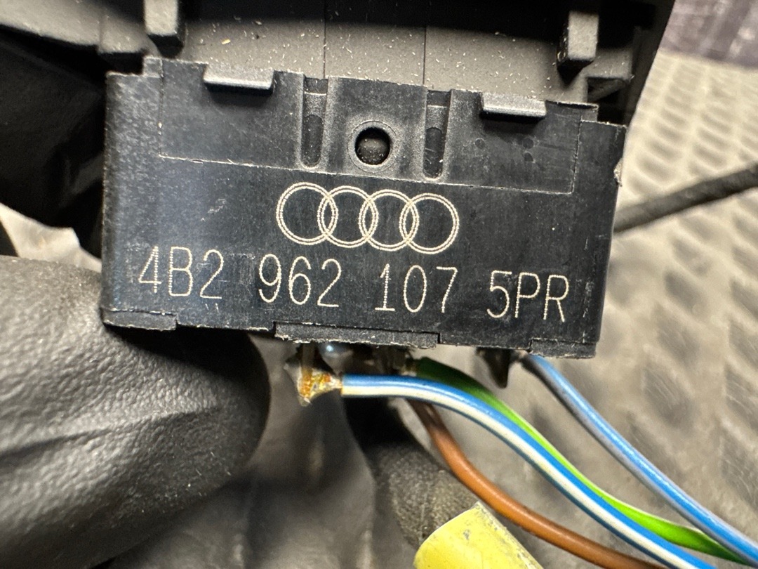 Кнопка центрального замка, 450 рублей, Красноярск