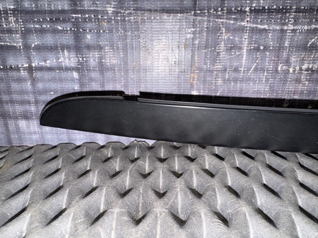 Молдинг лобового стекла, 600 рублей, Красноярск