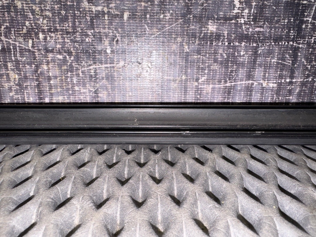 Молдинг лобового стекла, 600 рублей, Красноярск