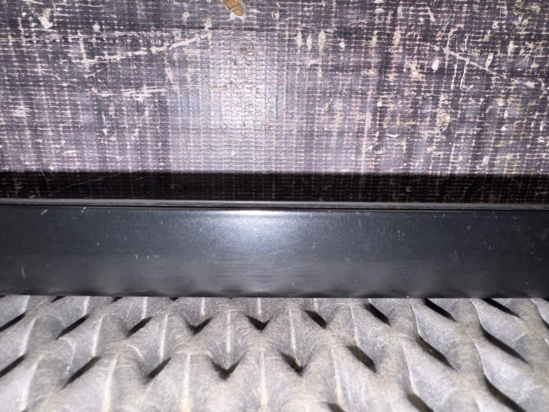 Молдинг лобового стекла, 600 рублей, Красноярск