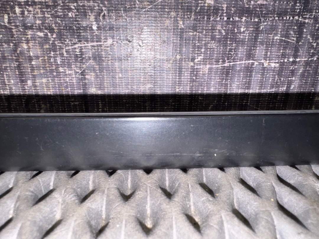 Молдинг лобового стекла, 600 рублей, Красноярск