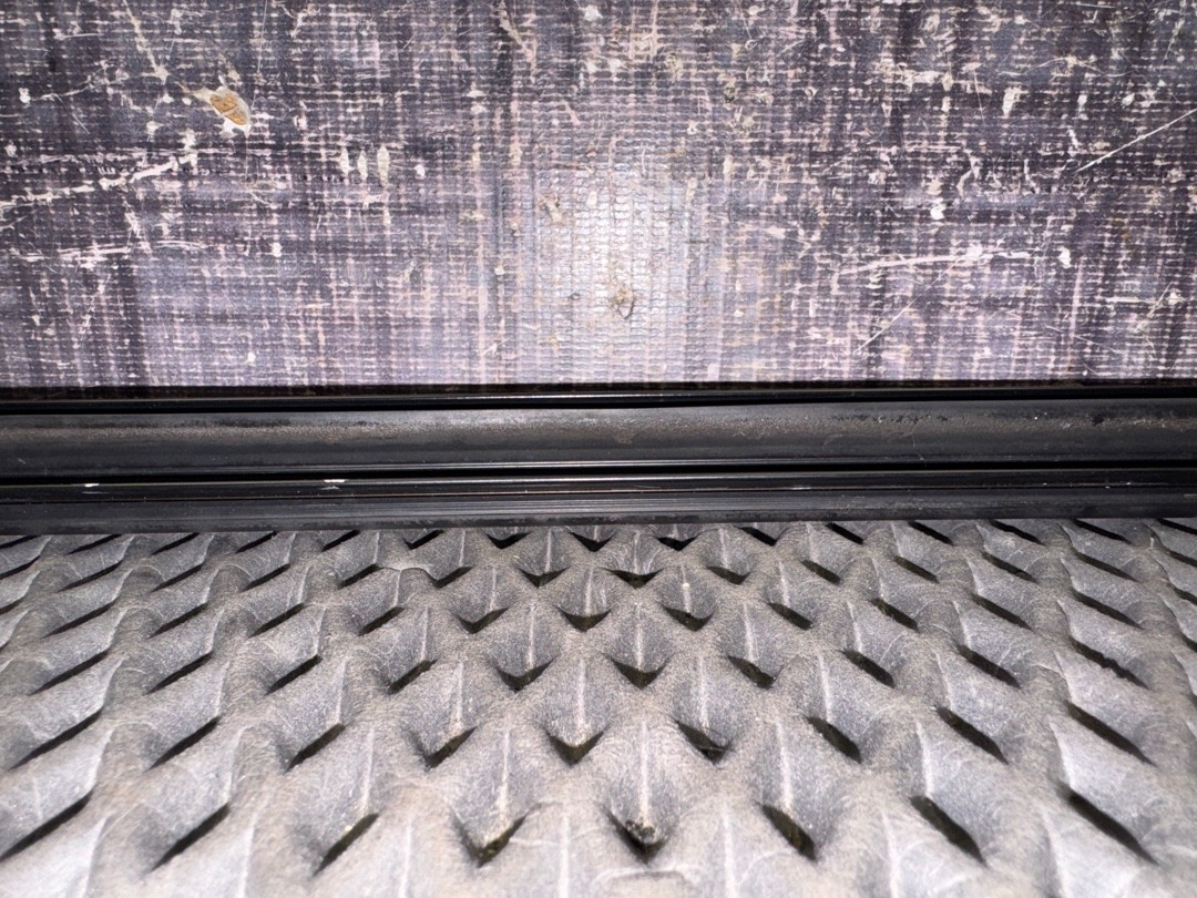 Молдинг лобового стекла, 600 рублей, Красноярск