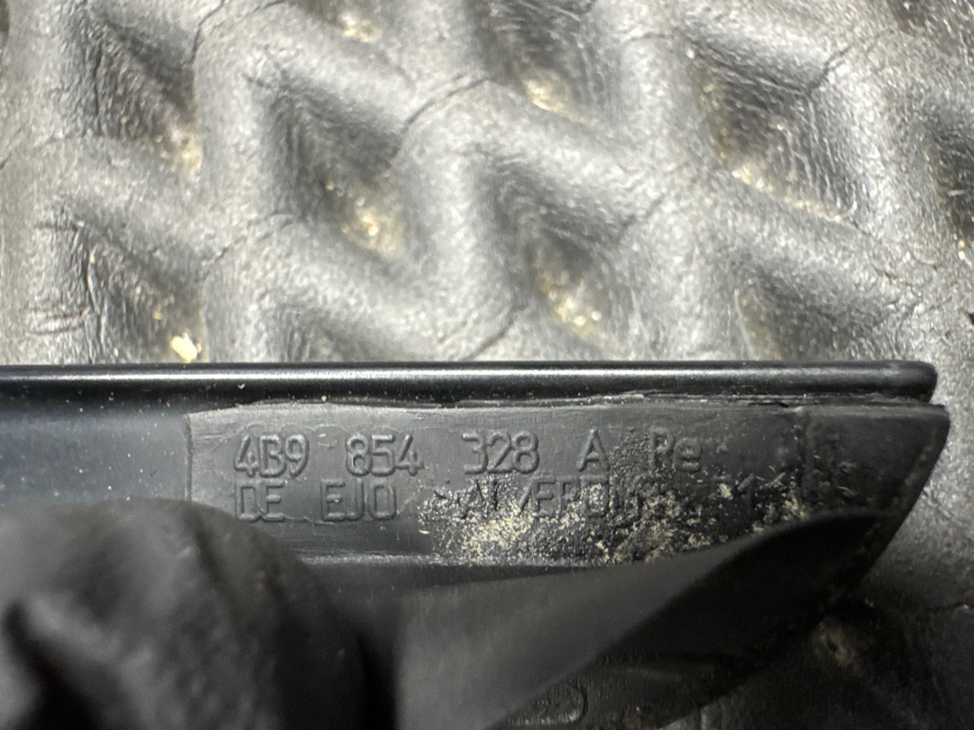 Молдинг лобового стекла, 600 рублей, Красноярск