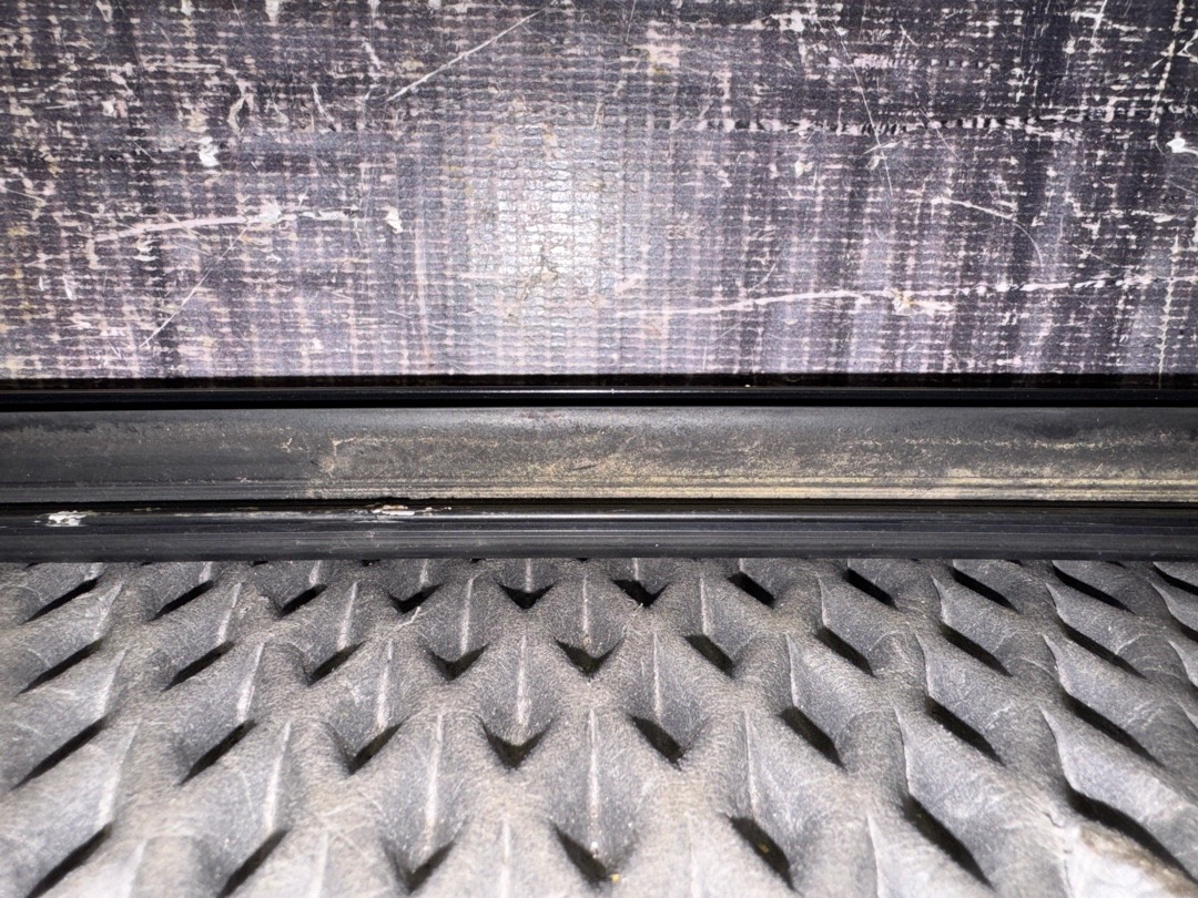 Молдинг лобового стекла, 600 рублей, Красноярск