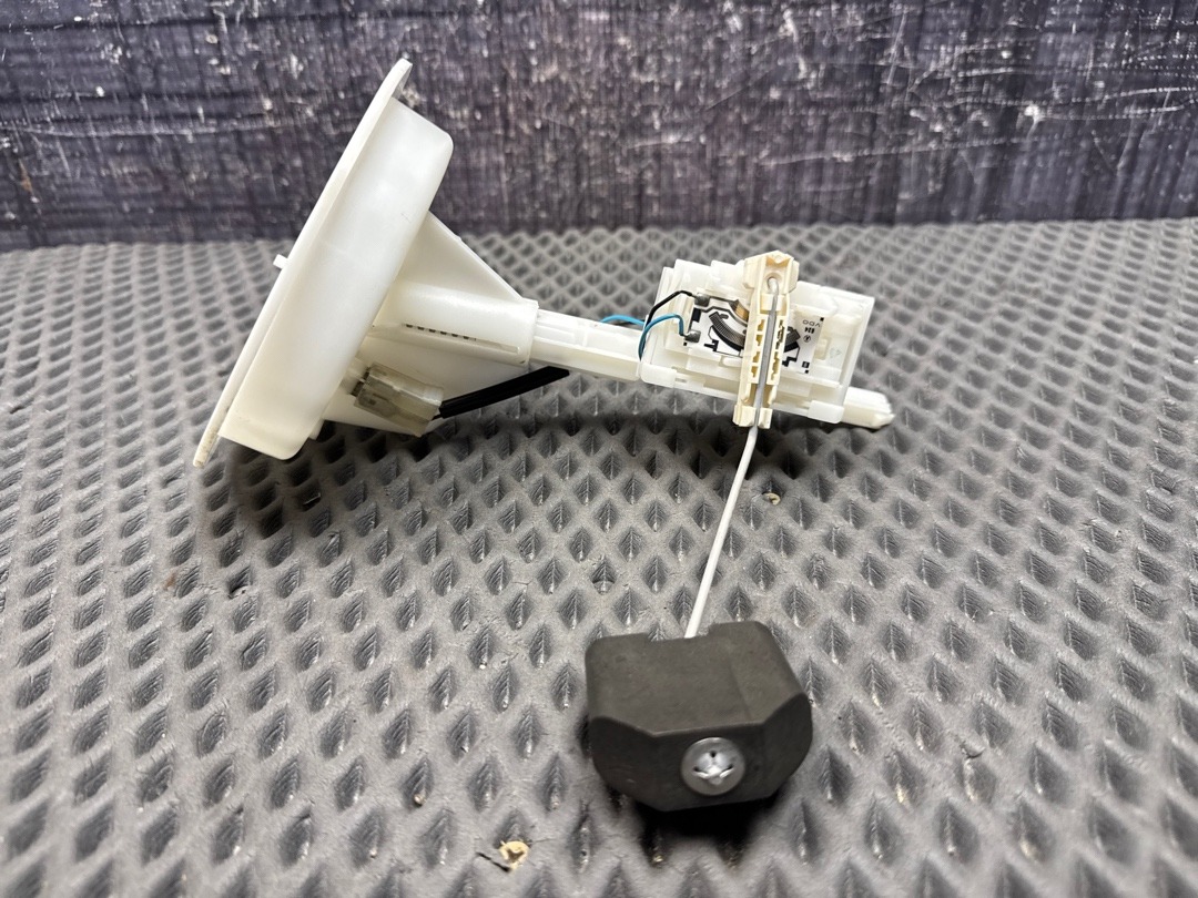 Датчик уровня топлива, 1000 рублей, Красноярск