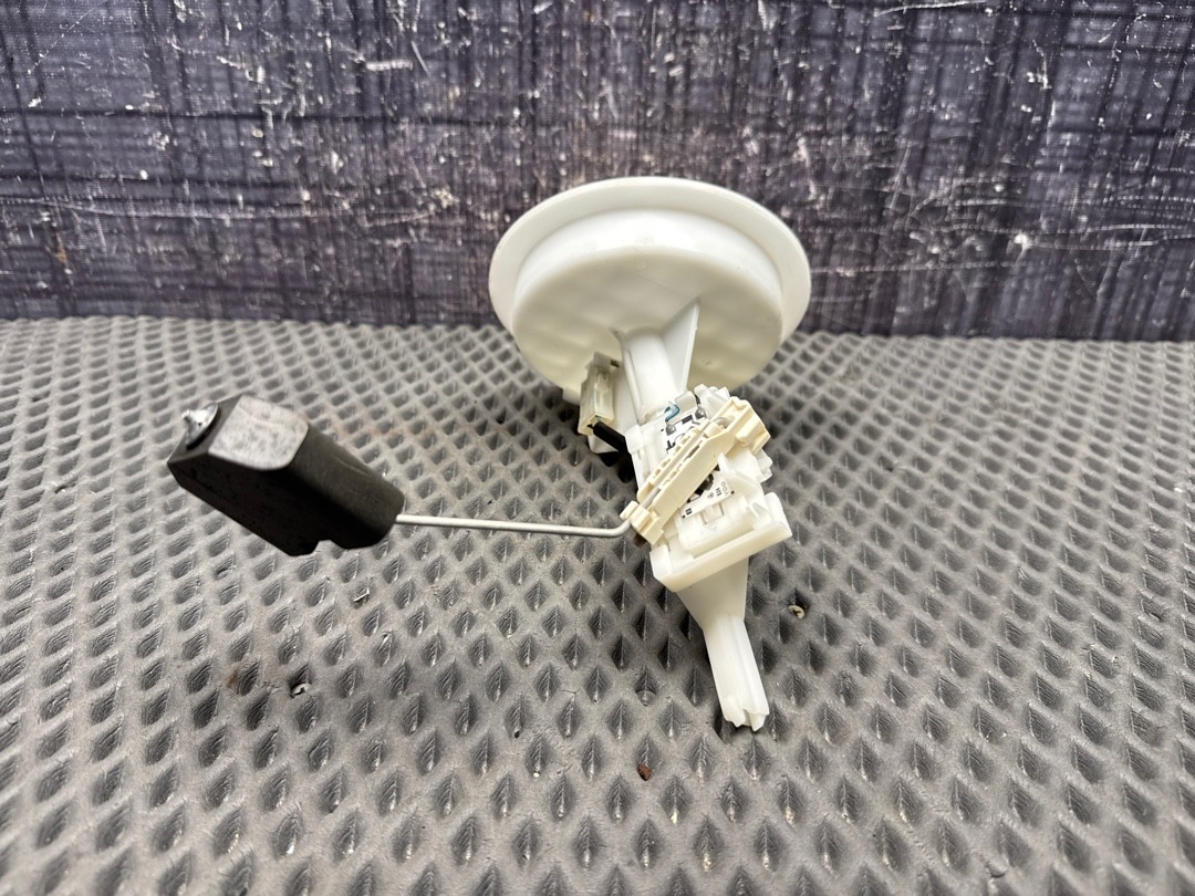 Датчик уровня топлива, 1000 рублей, Красноярск