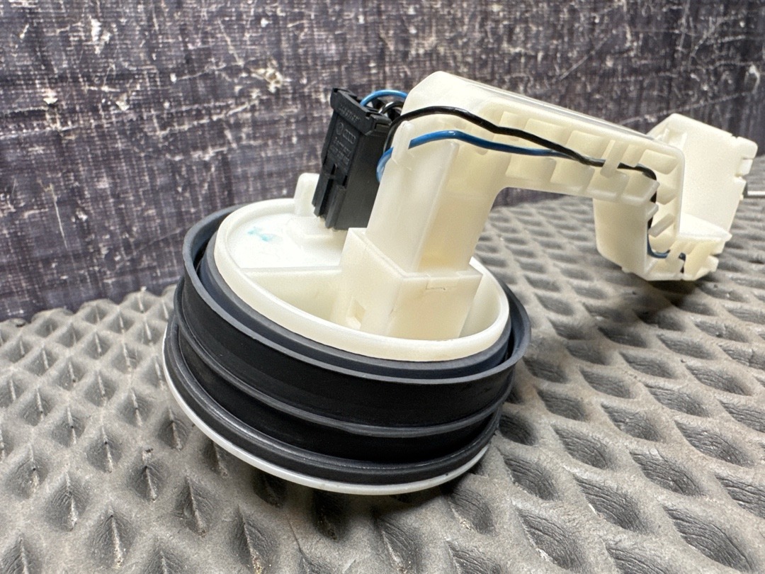 Датчик уровня топлива, 1000 рублей, Красноярск