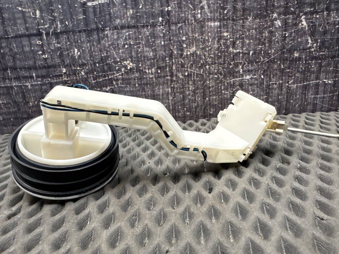 Датчик уровня топлива, 1000 рублей, Красноярск