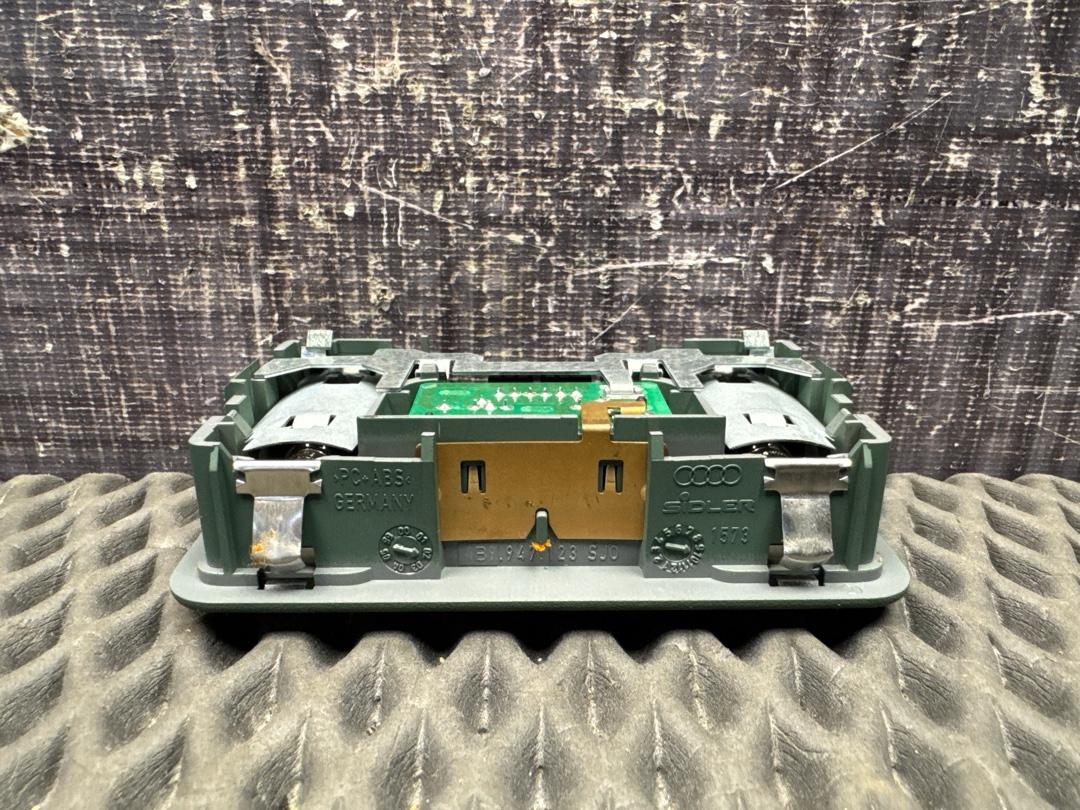 Плафон салона, 400 рублей, Красноярск