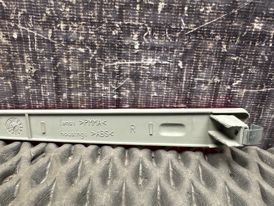 Катафот крышки багажника, 600 рублей, Красноярск