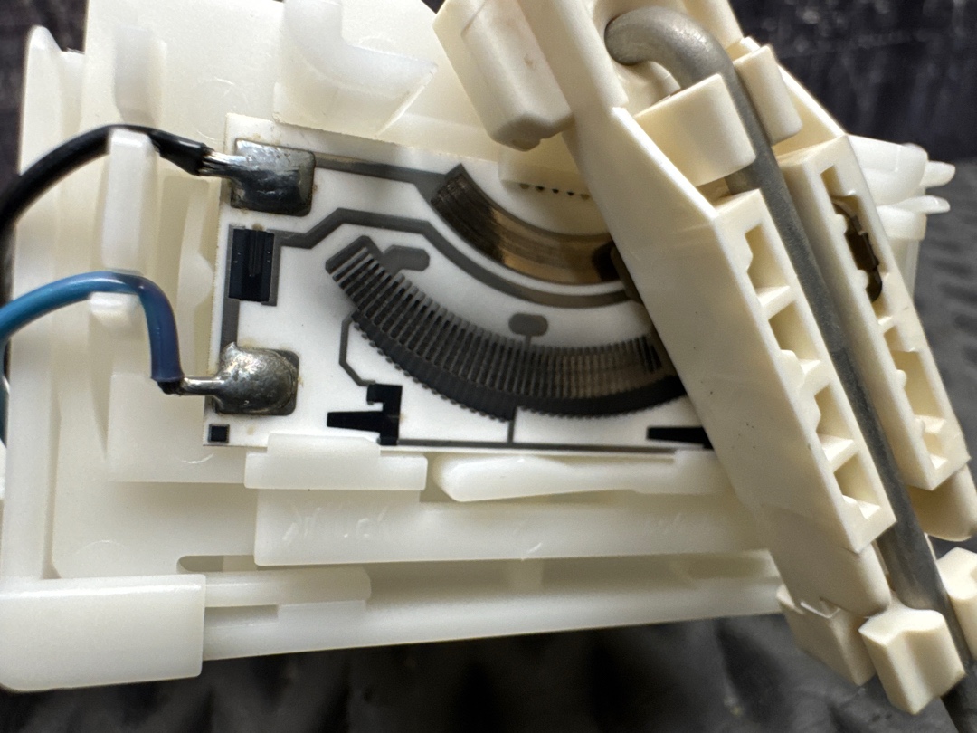 Датчик уровня топлива, 1000 рублей, Красноярск