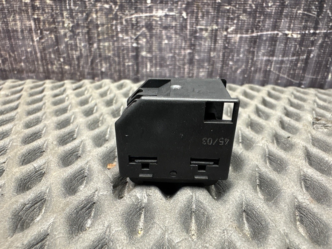 Кнопка стеклоподъемника, 350 рублей, Красноярск