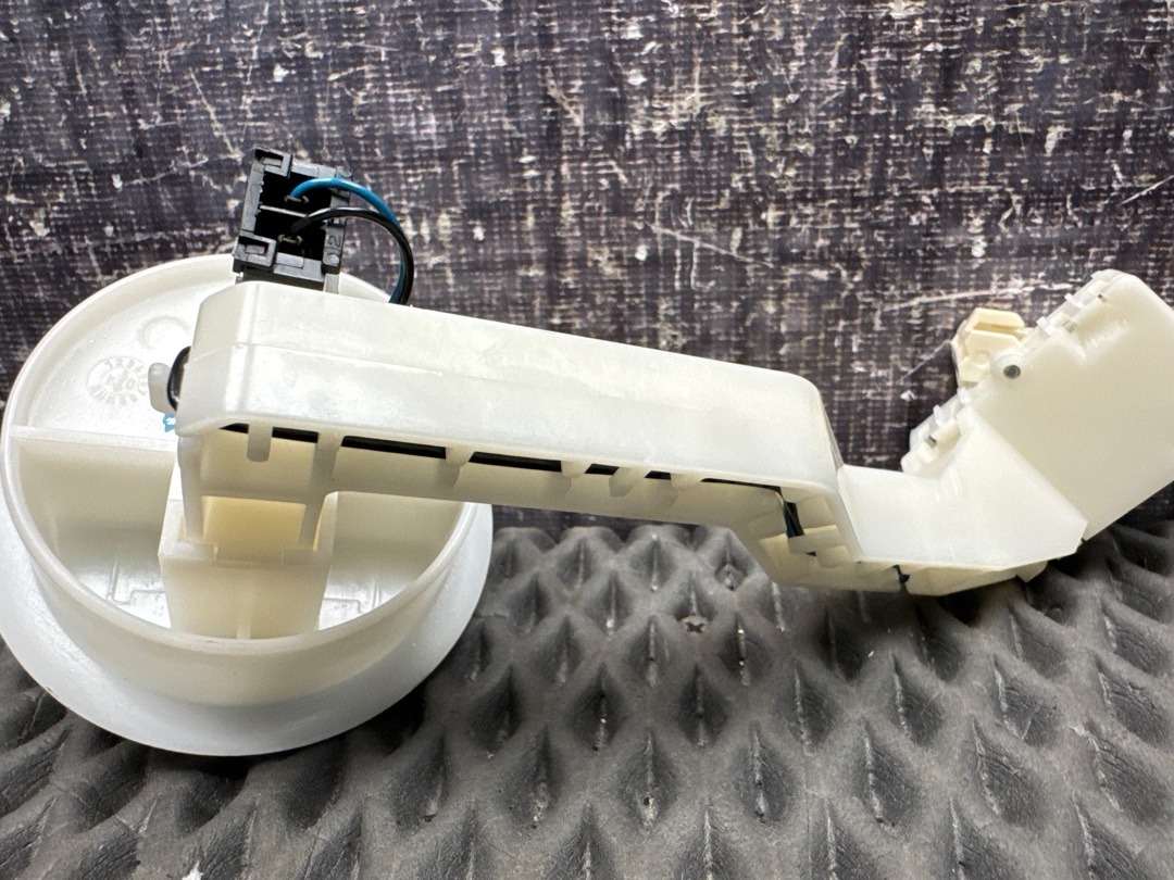 Датчик уровня топлива, 1000 рублей, Красноярск