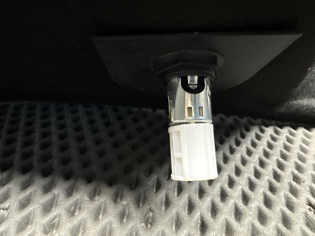 Обшивка багажника, 1000 рублей, Красноярск