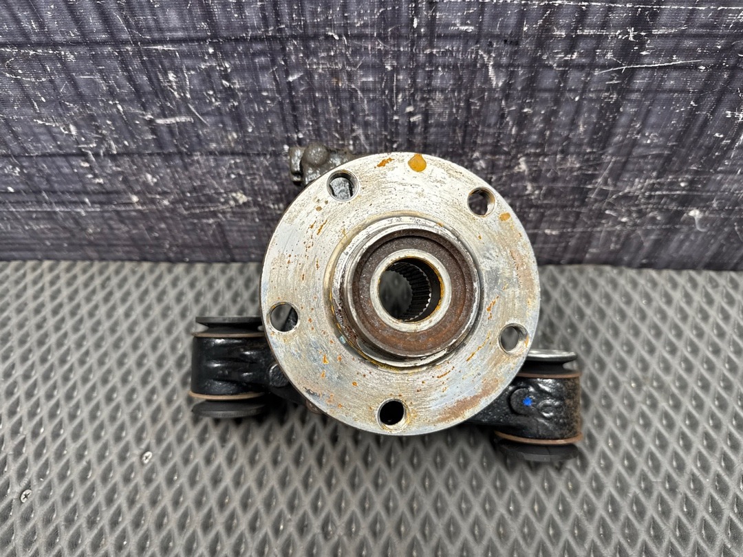 Поворотный кулак, 3880 рублей, Красноярск