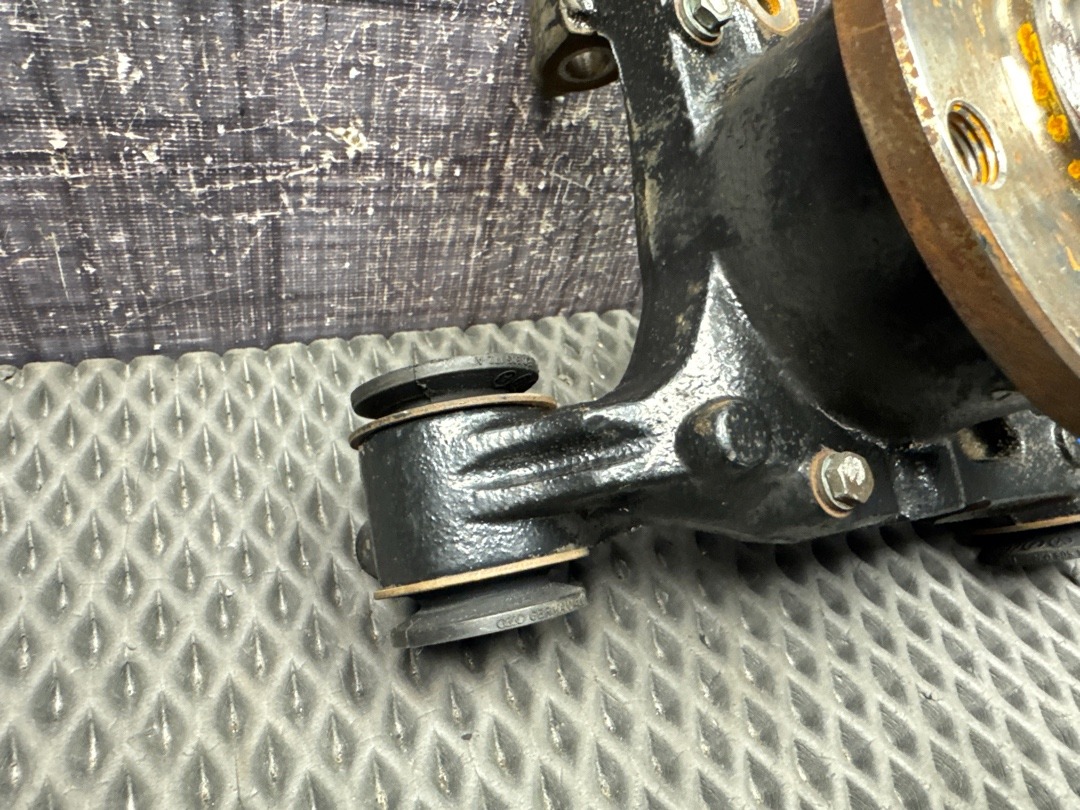 Поворотный кулак, 3880 рублей, Красноярск