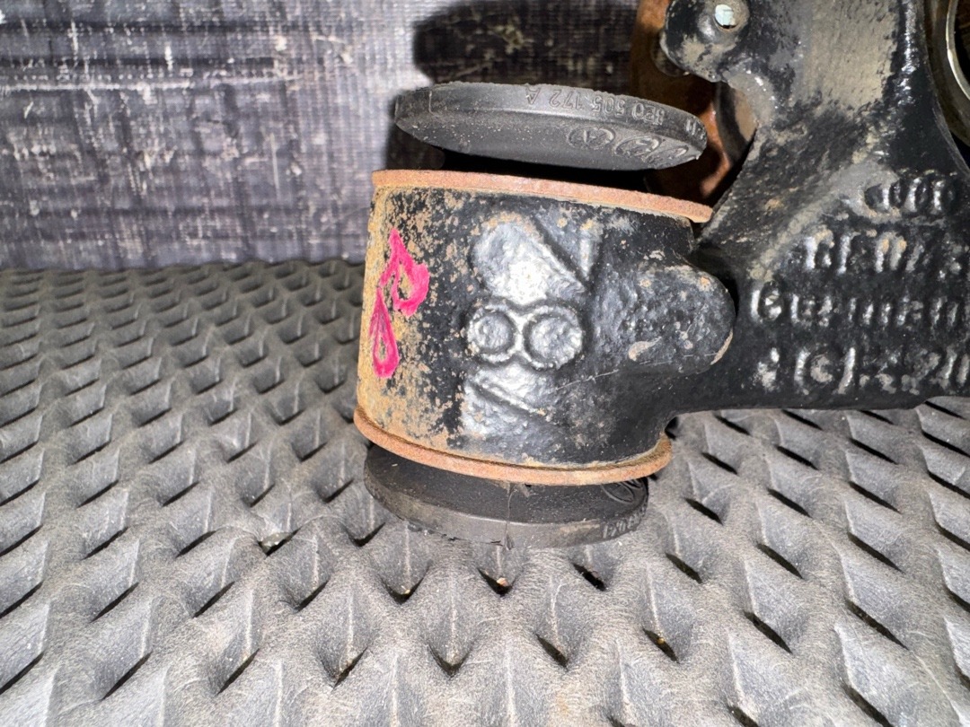 Поворотный кулак, 3880 рублей, Красноярск