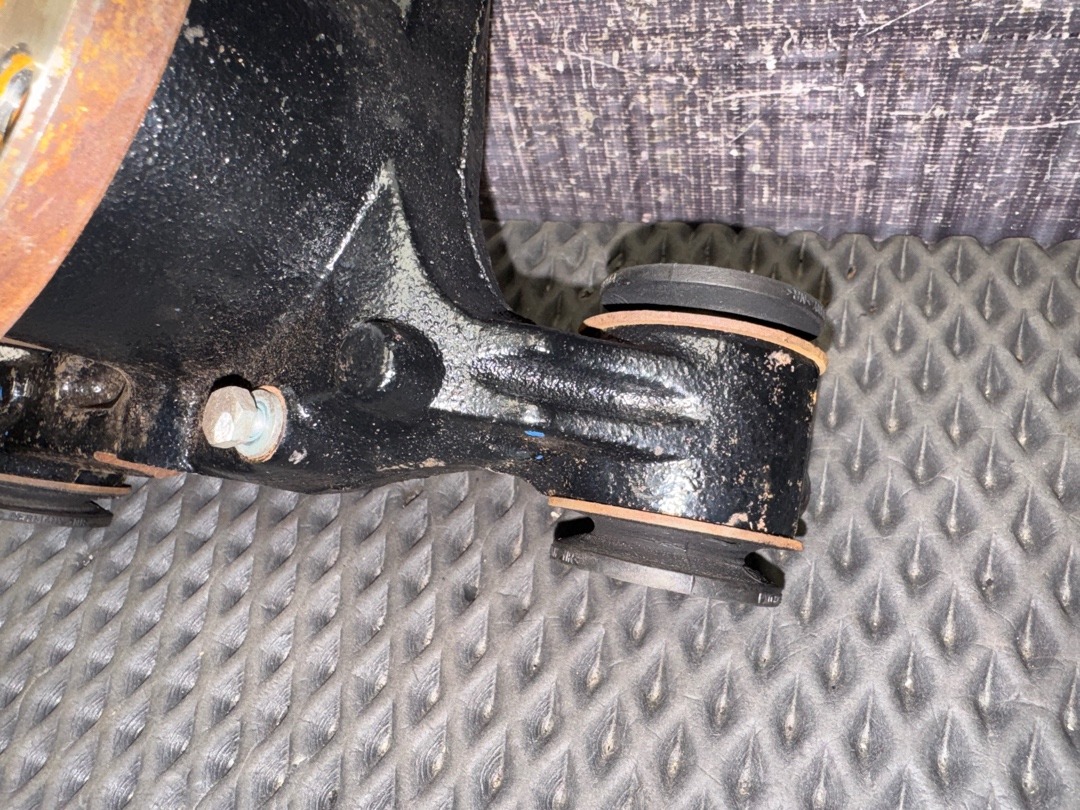 Поворотный кулак, 3880 рублей, Красноярск