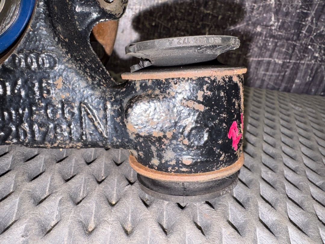 Поворотный кулак, 3880 рублей, Красноярск