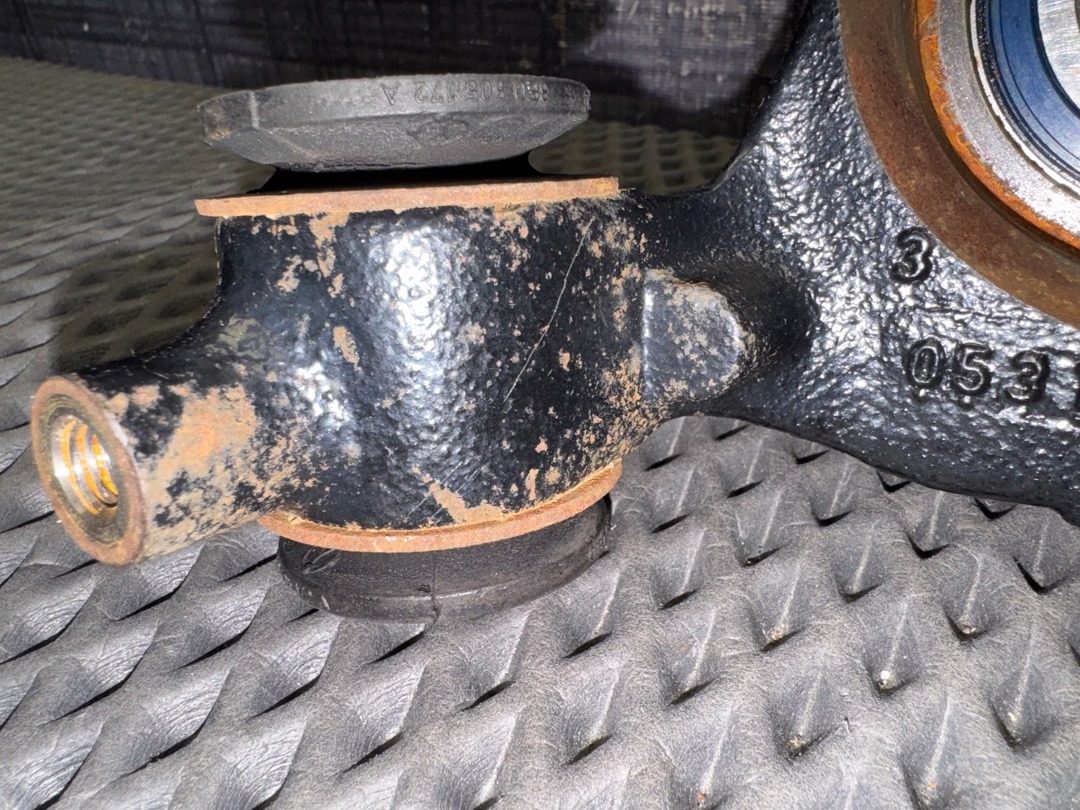 Поворотный кулак, 3880 рублей, Красноярск