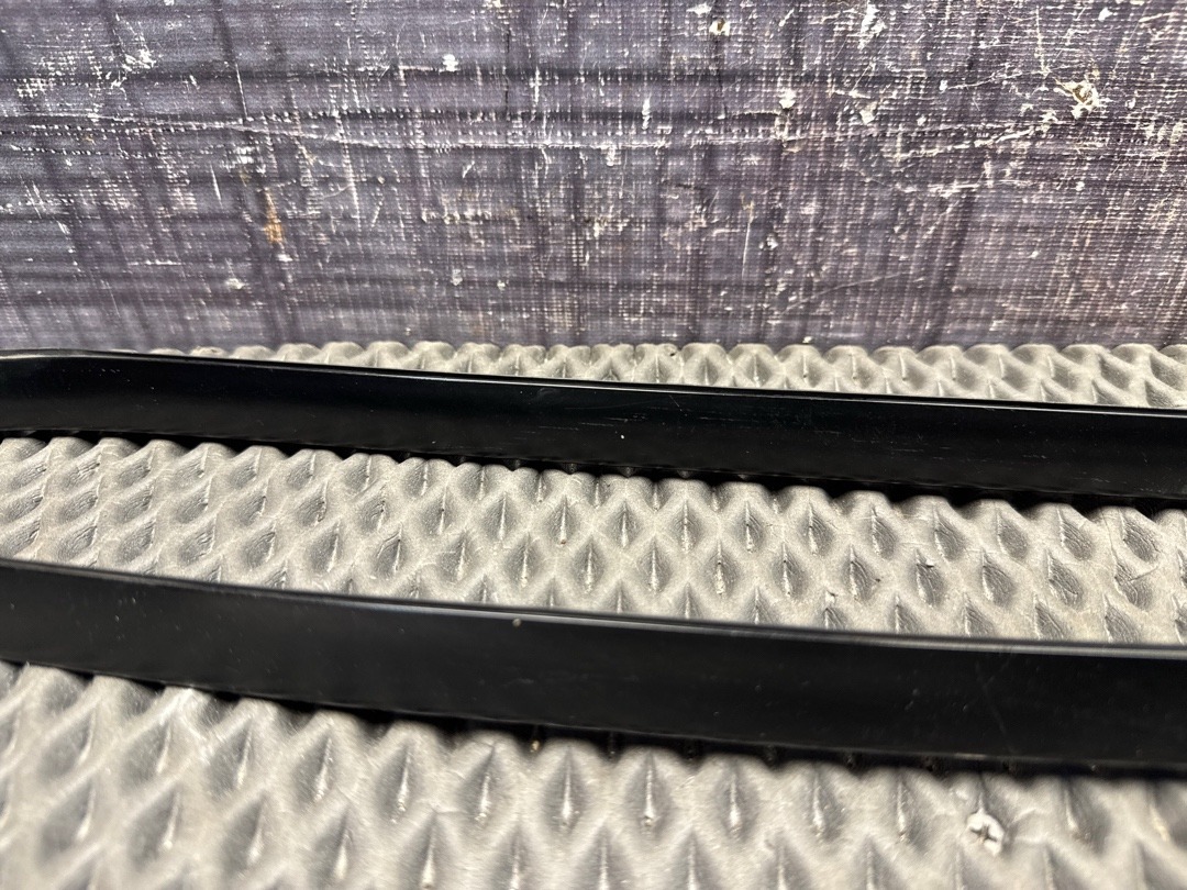 Молдинг лобового стекла, 600 рублей, Красноярск