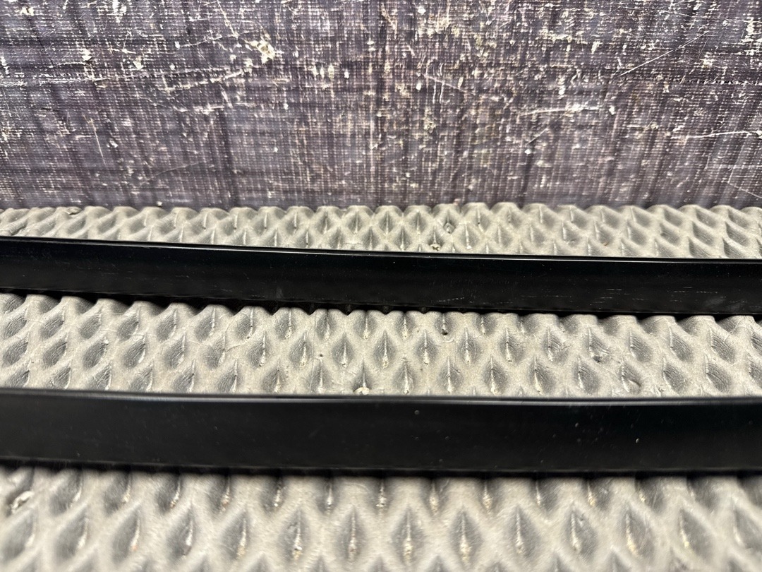 Молдинг лобового стекла, 600 рублей, Красноярск