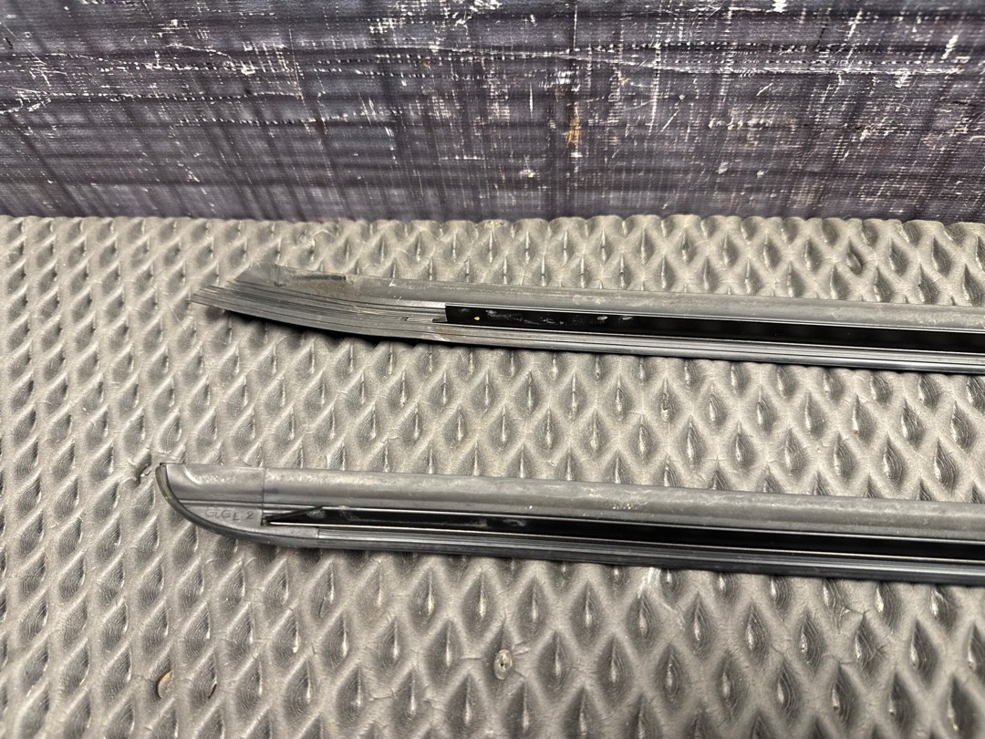 Молдинг лобового стекла, 600 рублей, Красноярск