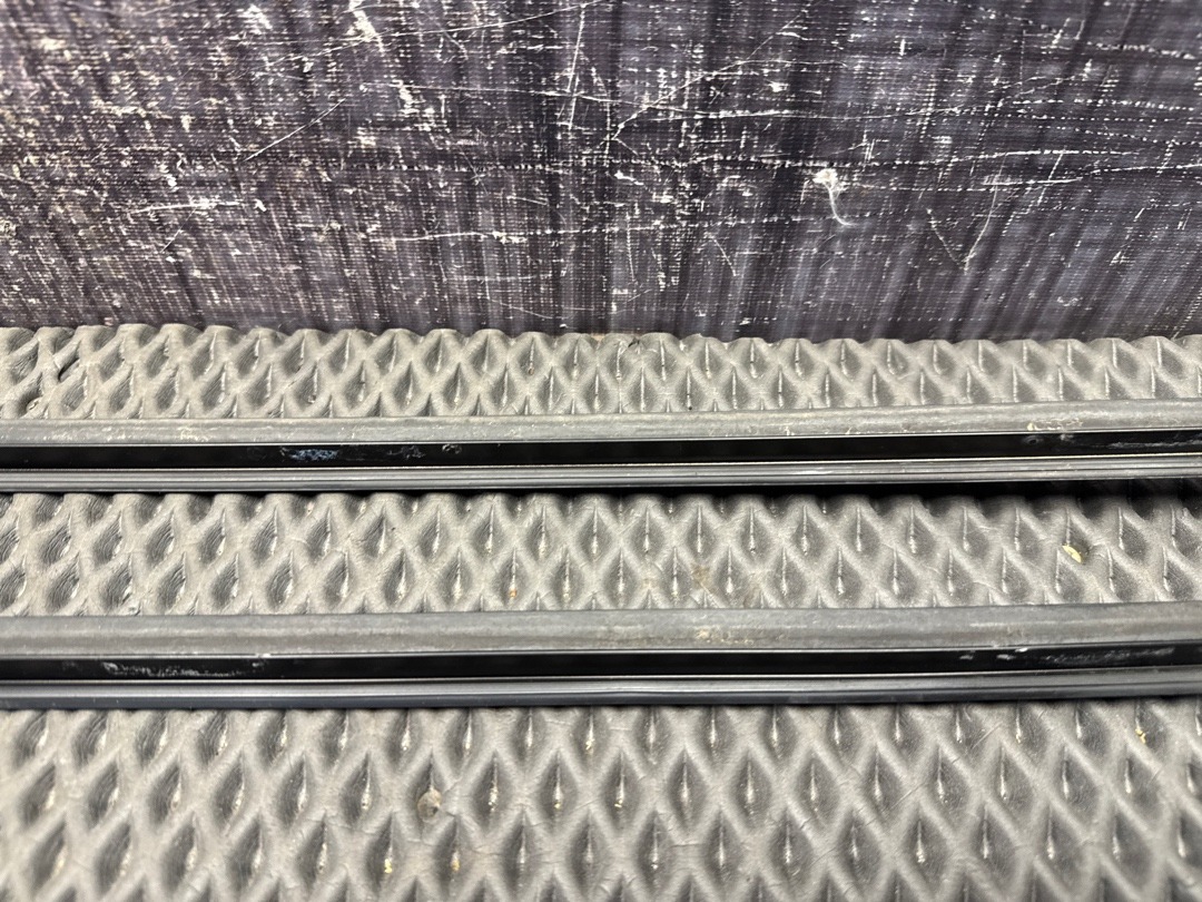 Молдинг лобового стекла, 600 рублей, Красноярск