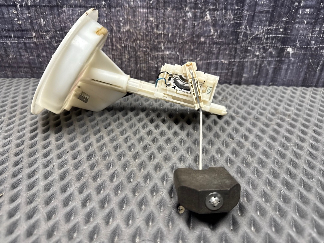 Датчик уровня топлива, 1000 рублей, Красноярск