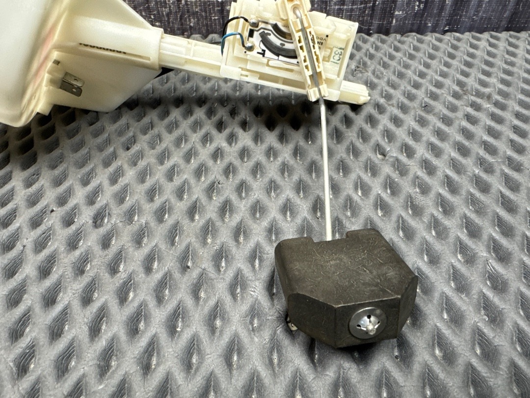 Датчик уровня топлива, 1000 рублей, Красноярск